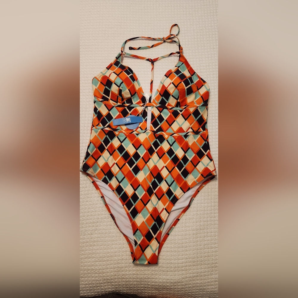 Bathing suit